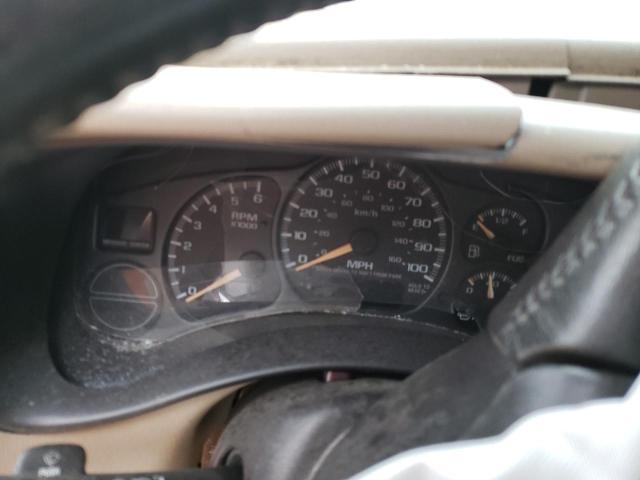 Photo 8 from auction – 2002 GMC NEW SIERRA with VIN 2GTEK19TX21325085