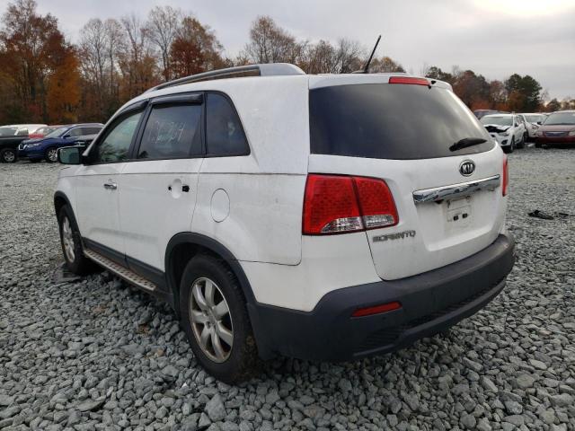 Photo 3 from auction – 2013 KIA SORENTO LX with VIN 5XYKT3A63DG311832