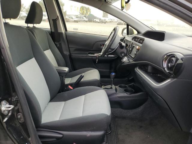Photo 5 from auction – 2016 TOYOTA PRIUS C with VIN JTDKDTB3XG1116672