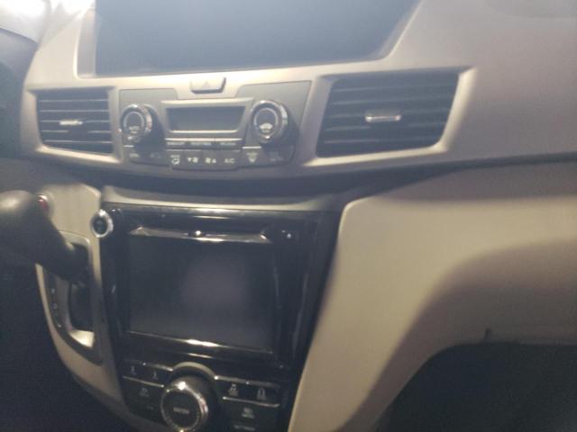 Photo 9 from auction – 2017 HONDA ODYSSEY SE with VIN 5FNRL5H30HB015248