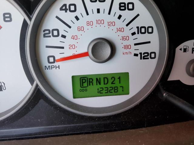 Photo 8 from auction – 2006 FORD ESCAPE XLT with VIN 1FMCU031X6KA55957
