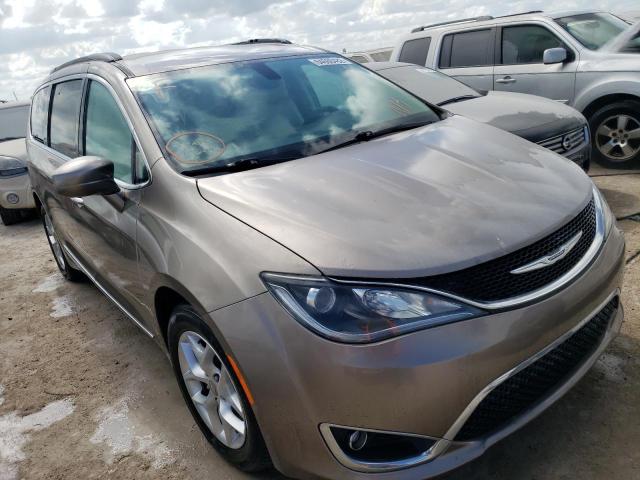 CHRYSLER PACIFICA T 2017 with VIN 2C4RC1BG6HR739390 - Photo from auction