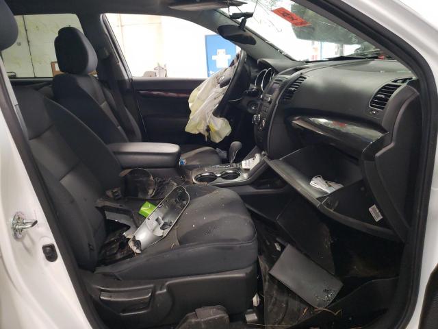 Photo 5 from auction – 2013 KIA SORENTO LX with VIN 5XYKTDA65DG369155
