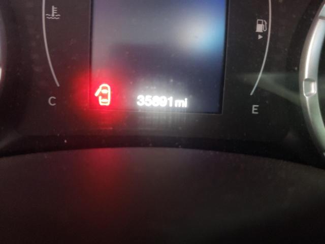 Photo 8 from auction – 2018 JEEP RENEGADE L with VIN ZACCJBBB4JPH09577