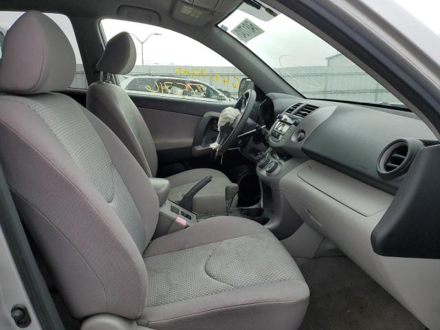 Photo 5 from auction – 2006 TOYOTA RAV4 with VIN JTMBD33V366006483