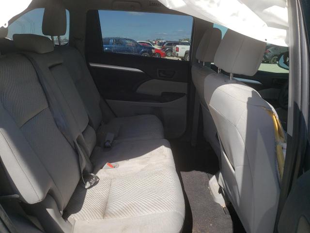 Photo 6 from auction – 2019 TOYOTA HIGHLANDER with VIN 5TDZZRFH7KS347341