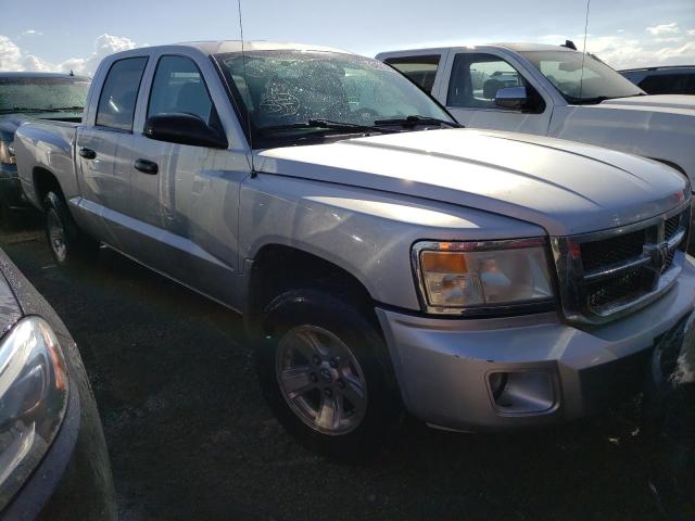 DODGE DAKOTA QUA 2008 with VIN 1D7HE48KX8S621477 - Photo from auction