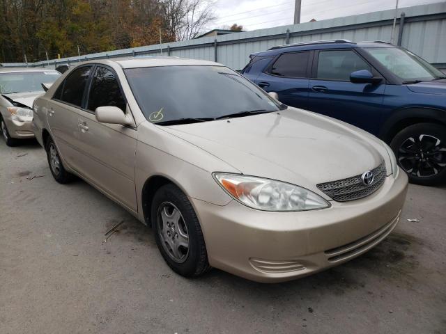 TOYOTA CAMRY LE 2003 with VIN 4T1BF32K03U042720 - Photo from auction