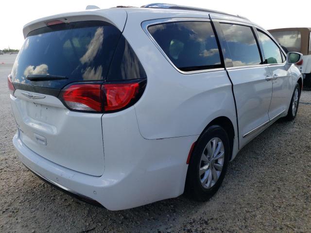 Photo 4 from auction – 2018 CHRYSLER PACIFICA T with VIN 2C4RC1BG5JR246743