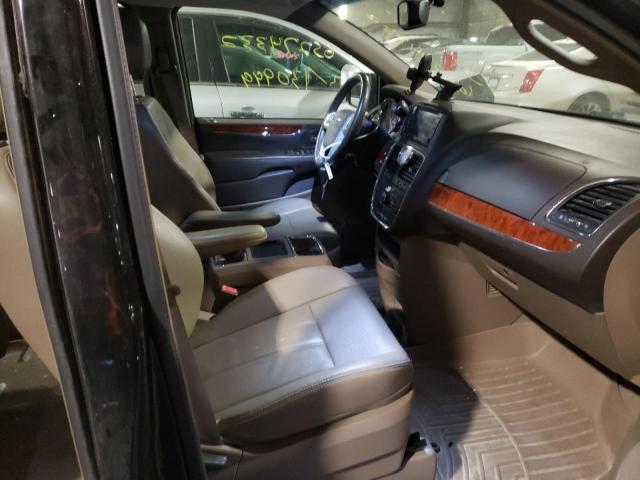 Photo 5 from auction – 2015 CHRYSLER TOWN & COU with VIN 2C4RC1BG1FR656348