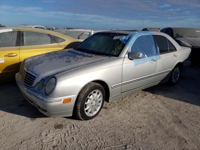 Photo 2 from auction – 2000 MERCEDES-BENZ E 320 with VIN WDBJF65J0YB081975