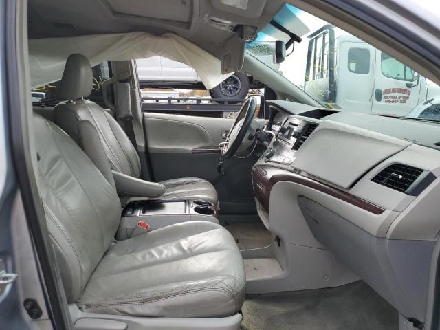 Photo 5 from auction – 2011 TOYOTA SIENNA XLE with VIN 5TDYK3DC8BS160081
