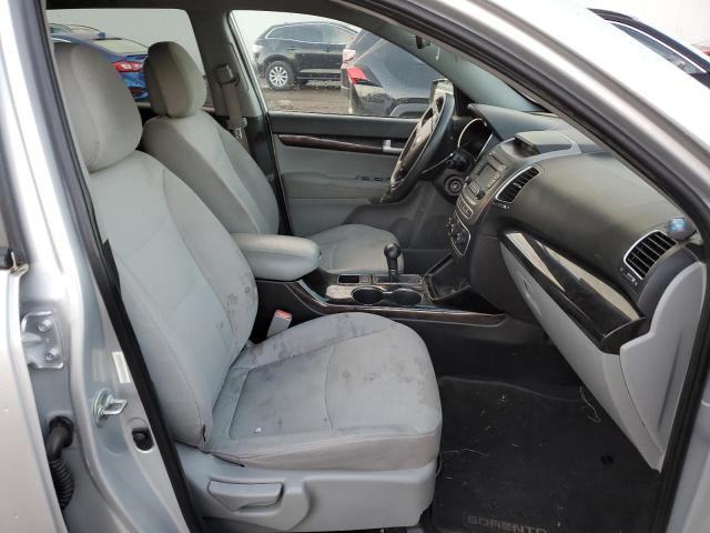Photo 5 from auction – 2015 KIA SORENTO LX with VIN 5XYKTDA73FG599739
