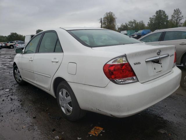 Photo 3 from auction – 2005 TOYOTA CAMRY LE with VIN 4T1BE32K25U590935