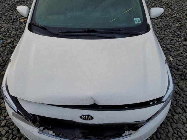 Photo 7 from auction – 2017 KIA FORTE LX with VIN 3KPFK4A7XHE110368