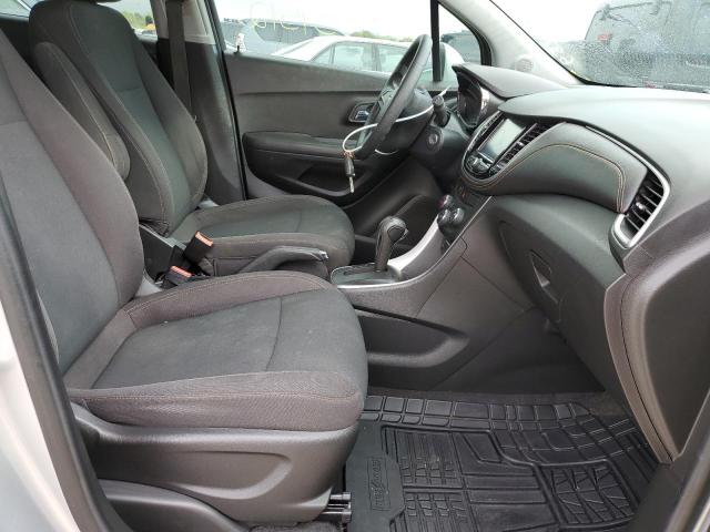 Photo 5 from auction – 2017 CHEVROLET TRAX LS with VIN KL7CJKSB6HB054064