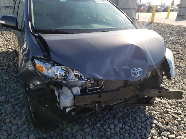 Photo 9 from auction – 2014 TOYOTA SIENNA XLE with VIN 5TDDK3DC4ES075709
