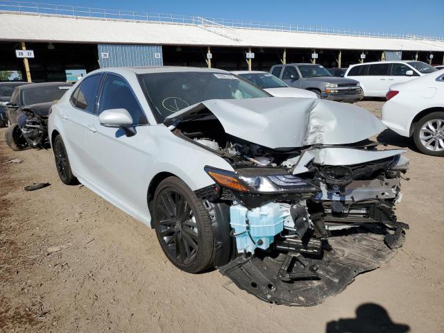 TOYOTA CAMRY XSE 2022 with VIN 4T1K31AK2NU042994 - Photo from auction