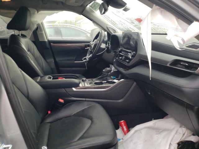 Photo 5 from auction – 2022 TOYOTA HIGHLANDER with VIN 5TDFZRBH2NS188774