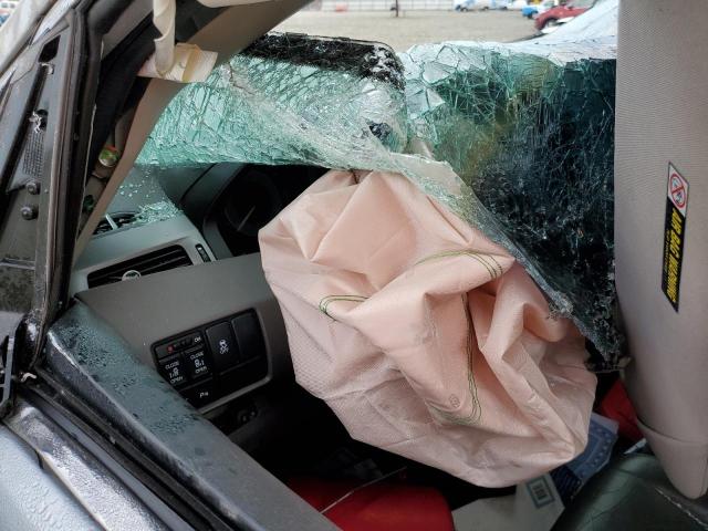 Photo 8 from auction – 2011 HONDA ODYSSEY TO with VIN 5FNRL5H91BB026447