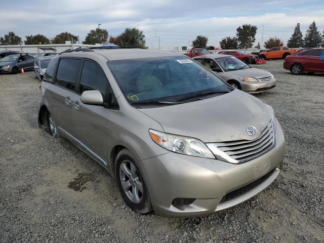 Photo 1 from auction – 2017 TOYOTA SIENNA LE with VIN 5TDKZ3DC6HS828325
