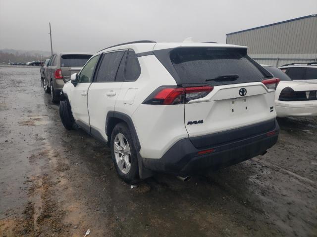 Photo 3 from auction – 2020 TOYOTA RAV4 XLE with VIN JTMP1RFV1LD048266