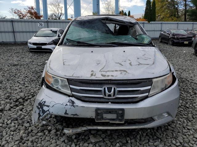 Photo 7 from auction – 2011 HONDA ODYSSEY TO with VIN 5FNRL5H91BB026447