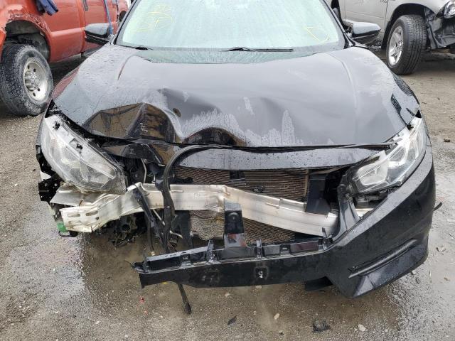 Photo 9 from auction – 2018 HONDA CIVIC EX with VIN 19XFC2F76JE033787