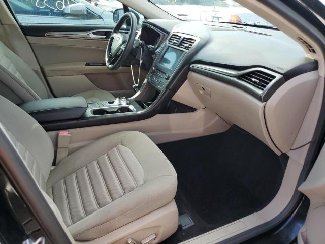Photo 5 from auction – 2017 FORD FUSION SE with VIN 3FA6P0HD8HR240539