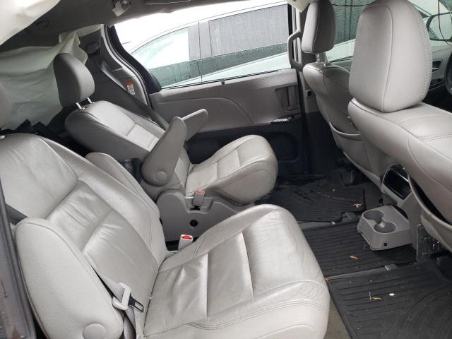 Photo 6 from auction – 2017 TOYOTA SIENNA XLE with VIN 5TDDZ3DC1HS149720