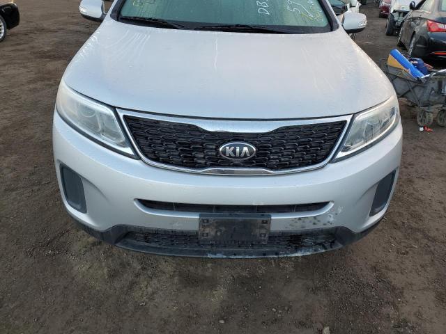 Photo 9 from auction – 2015 KIA SORENTO LX with VIN 5XYKTDA73FG599739