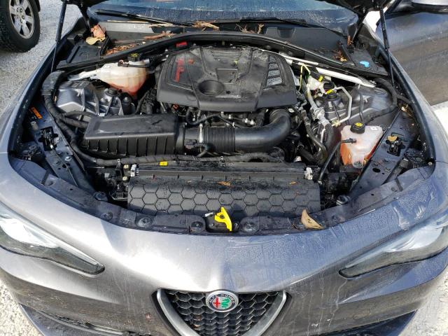 Photo 7 from auction – 2017 ALFA ROMEO GIULIA Q4 with VIN ZARFAEDN7H7536236