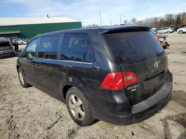 Photo 3 from auction – 2010 VOLKSWAGEN ROUTAN SE with VIN 2V4RW3D18AR324952