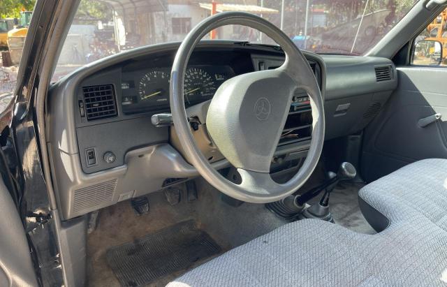 Photo 5 from auction – 1994 TOYOTA PICKUP 1/2 with VIN 4TARN01P3RZ256707
