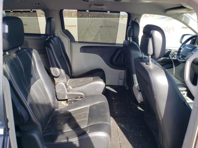 Photo 6 from auction – 2011 CHRYSLER TOWN & COU with VIN 2A4RR8DG8BR746461