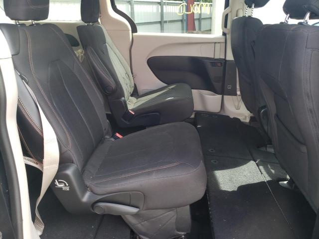 Photo 6 from auction – 2017 CHRYSLER PACIFICA T with VIN 2C4RC1DG8HR566002