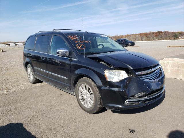 CHRYSLER TOWN & COU 2011 with VIN 2A4RR8DG8BR746461 - Photo from auction