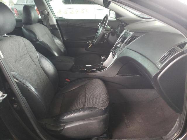 Photo 5 from auction – 2013 HYUNDAI SONATA SE with VIN 5NPEC4ACXDH616827