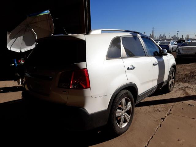Photo 4 from auction – 2013 KIA SORENTO EX with VIN 5XYKU4A61DG358599