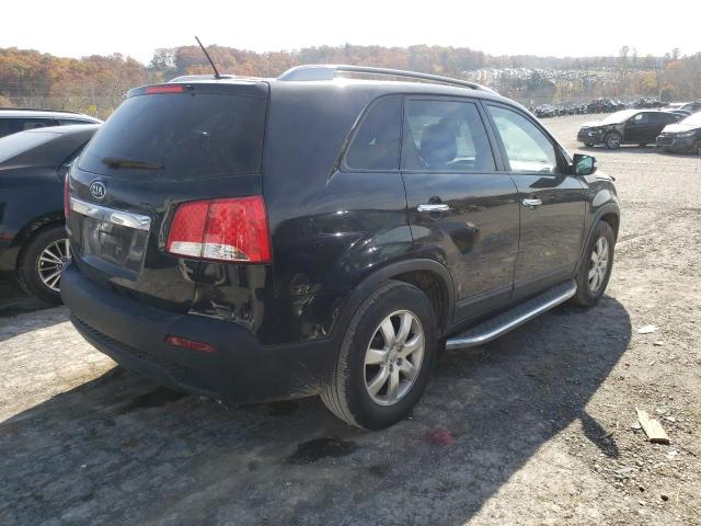 Photo 4 from auction – 2013 KIA SORENTO LX with VIN 5XYKT3A67DG401176