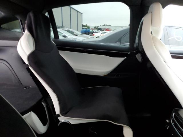 Photo 6 from auction – 2016 TESLA MODEL X with VIN 5YJXCBE28GF008113