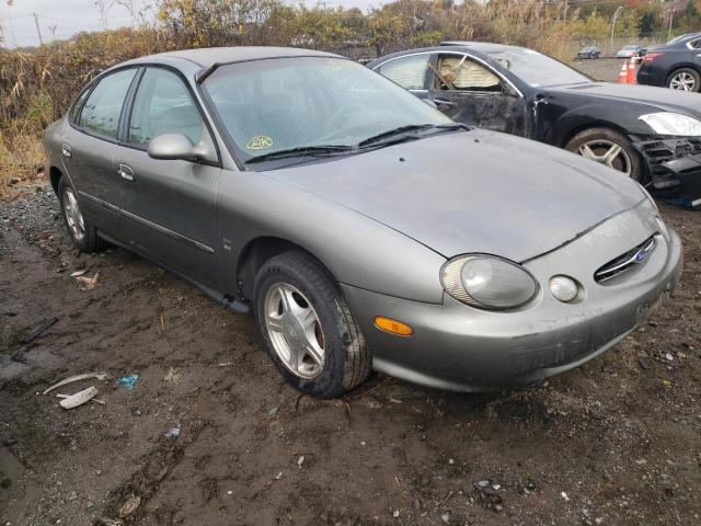 FORD TAURUS SE 1999 with VIN 1FAFP53S8XG310226 - Photo from auction