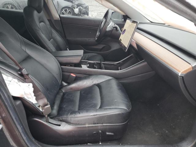 Photo 5 from auction – 2019 TESLA MODEL 3 with VIN 5YJ3E1EA6KF475999