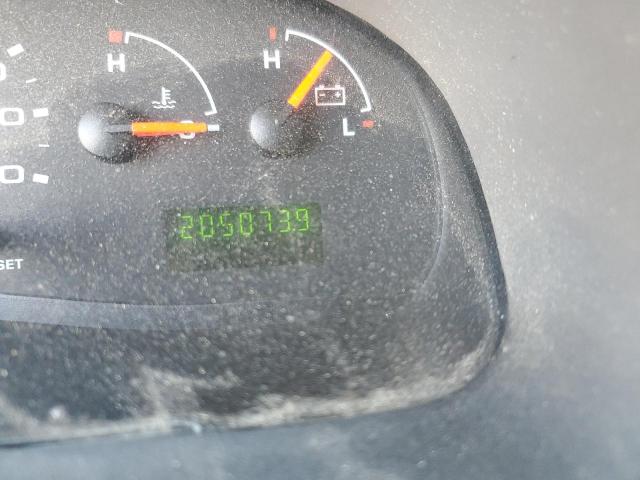 Photo 7 from auction – 2004 FORD ECONOLINE with VIN 1FTNE24W94HA65289