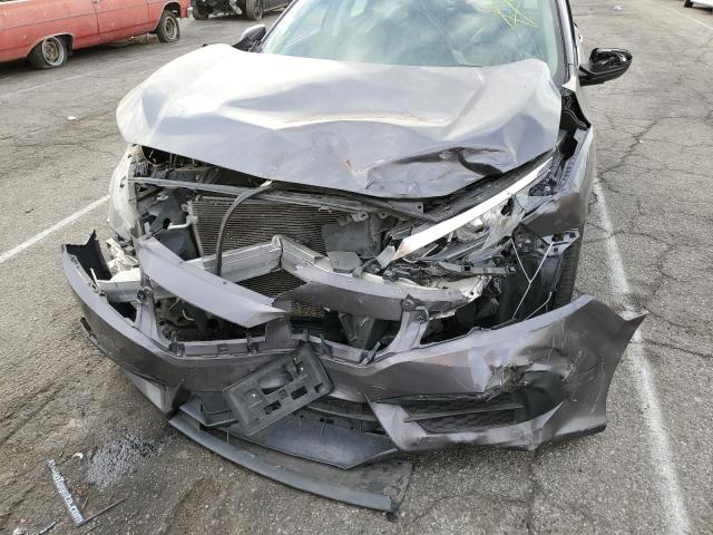 Photo 9 from auction – 2018 HONDA CIVIC LX with VIN 2HGFC2F52JH504841