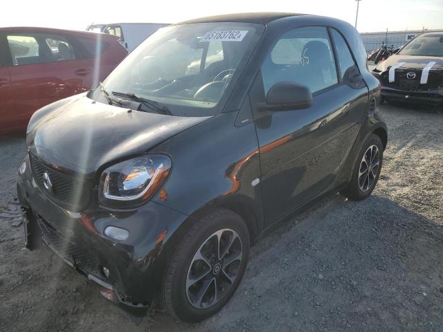 Photo 2 from auction – 2017 SMART FORTWO with VIN WMEFJ9BA0HK230690
