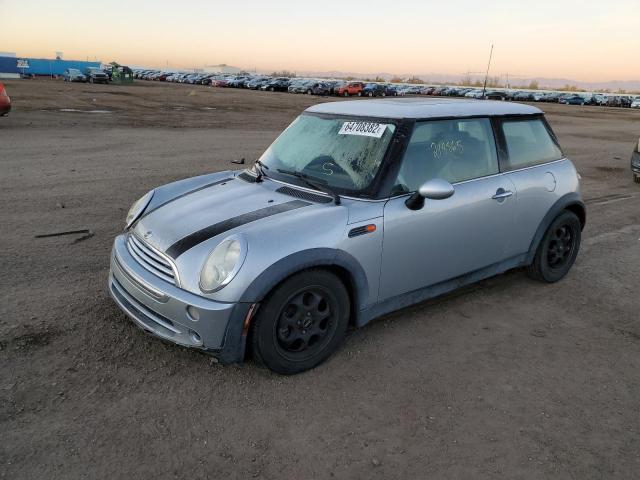 Photo 2 from auction – 2005 MINI COOPER with VIN WMWRC33515TK60045