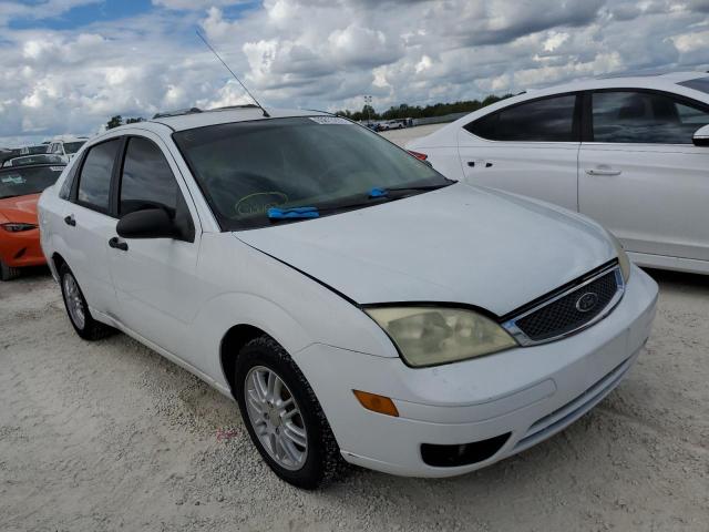 FORD FOCUS ZX4 2005 with VIN 1FAHP34N85W152253 - Photo from auction