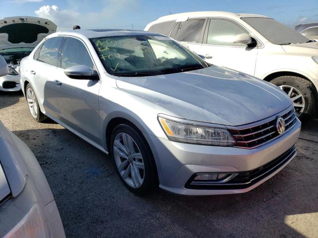 VOLKSWAGEN PASSAT SE 2018 with VIN 1VWBA7A33JC008307 - Photo from auction
