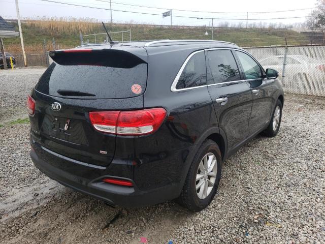 Photo 4 from auction – 2017 KIA SORENTO LX with VIN 5XYPGDA3XHG251978